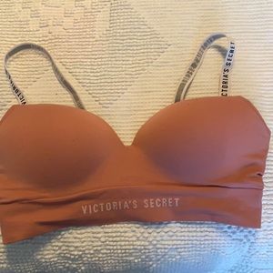 Victoria’s Secret bra size Large